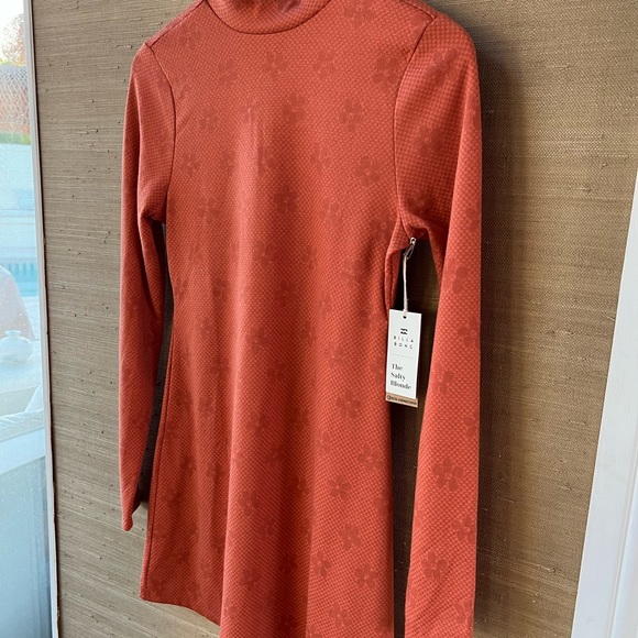 Billabong x Salty Blonde Bodycon Dress - Picture 8 of 8